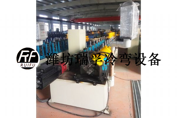 雞舍型材設備