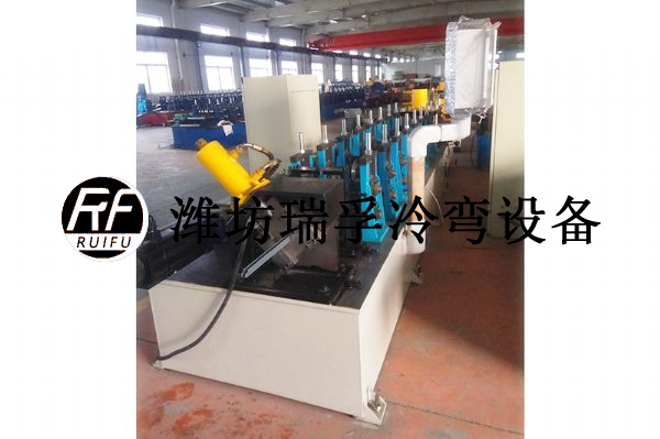 雞舍型材設備