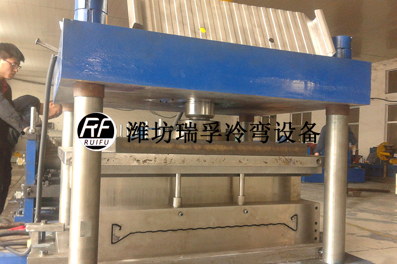 陽極板設備 (1).jpg