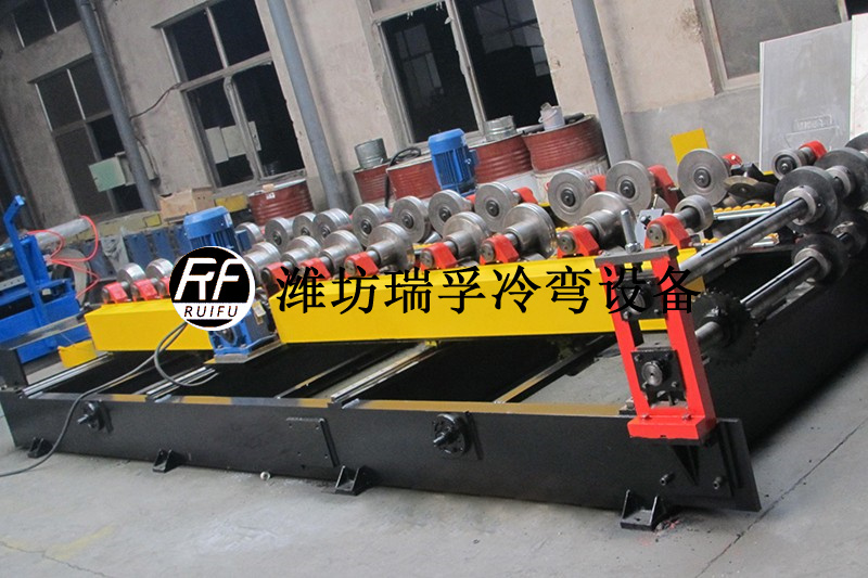 汽車底板設備 (1).jpg