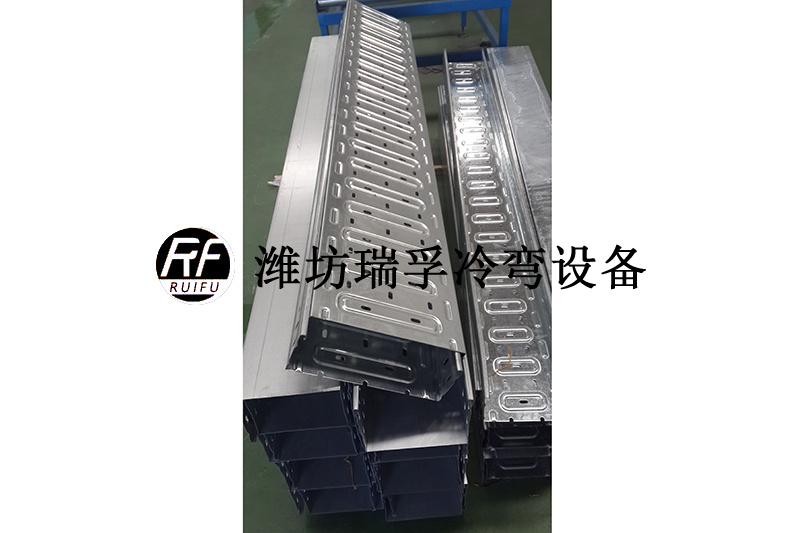 7 托盤式橋架設備—型材.jpg