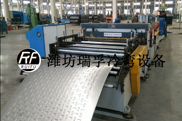 汽車底板設備