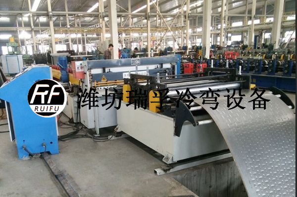 汽車底板設備