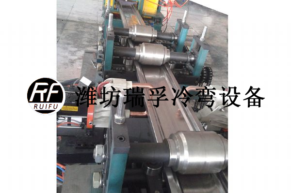車廂板成型設備