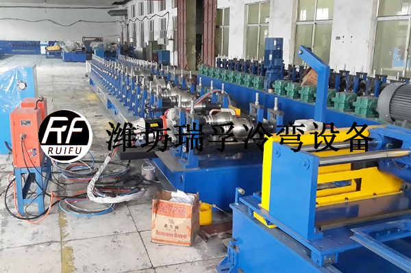 車廂板成型設備